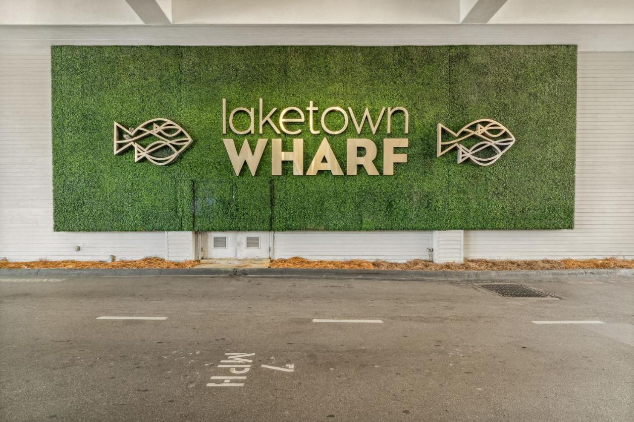 Laketown Wharf 2030 Apartment *