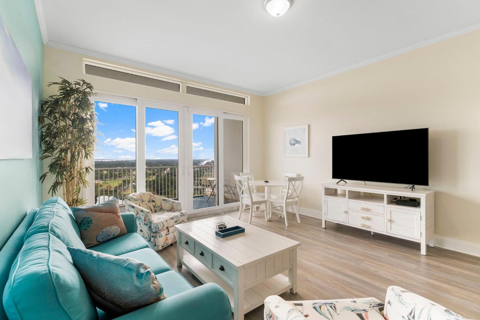 Laketown Wharf 2030 Apartment Panama City Beach